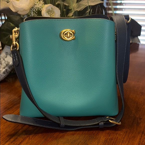 Coach Handbags - COACH Willow Bucket Bag BRIGHT GREEN MULTI  Navy Pebble Leather NWOT